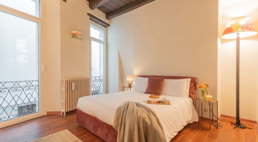 Photo of Como Delights