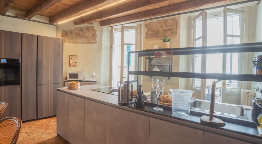 Photo of Como Delights