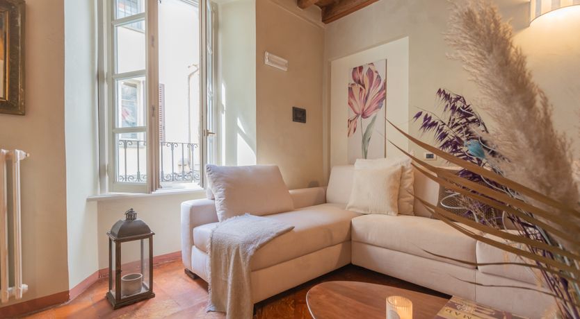 Photo of Como Delights