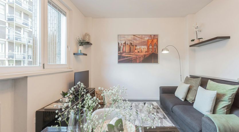 Photo of Como Living