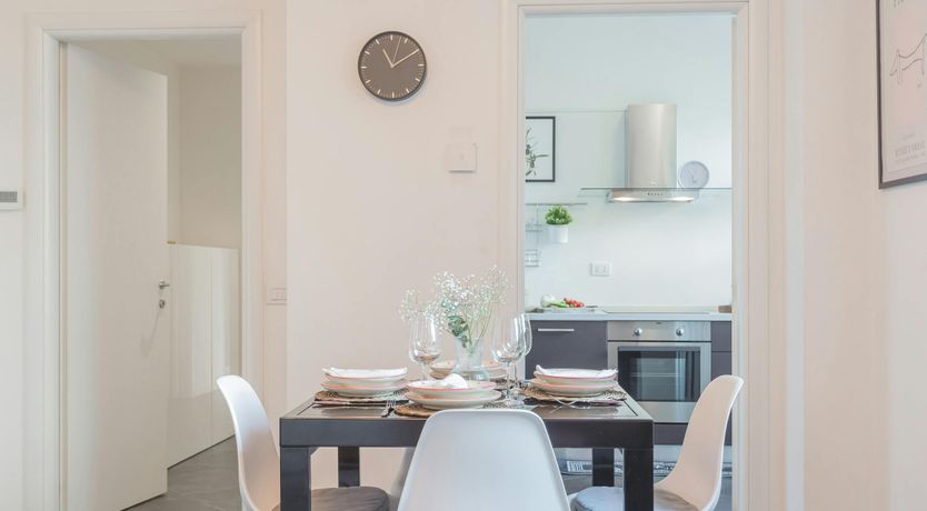 Photo of Como Living