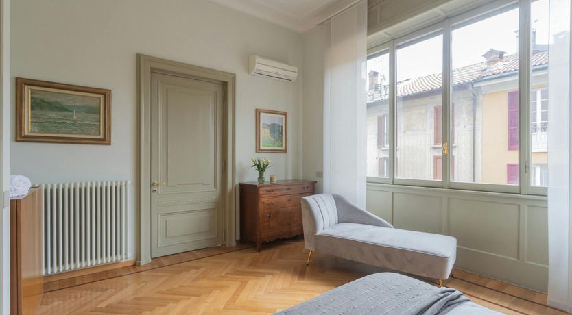 Photo of Garibaldi Gaze