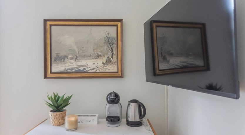 Photo of Garibaldi Gaze