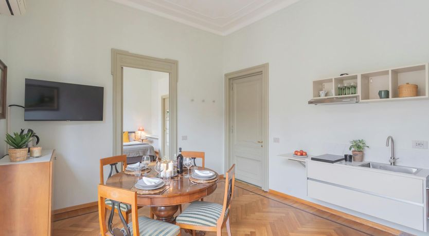 Photo of Garibaldi Gaze