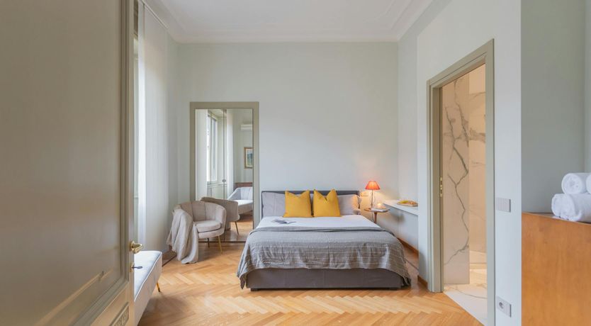 Photo of Garibaldi Gaze