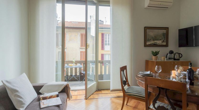 Photo of Garibaldi Gaze