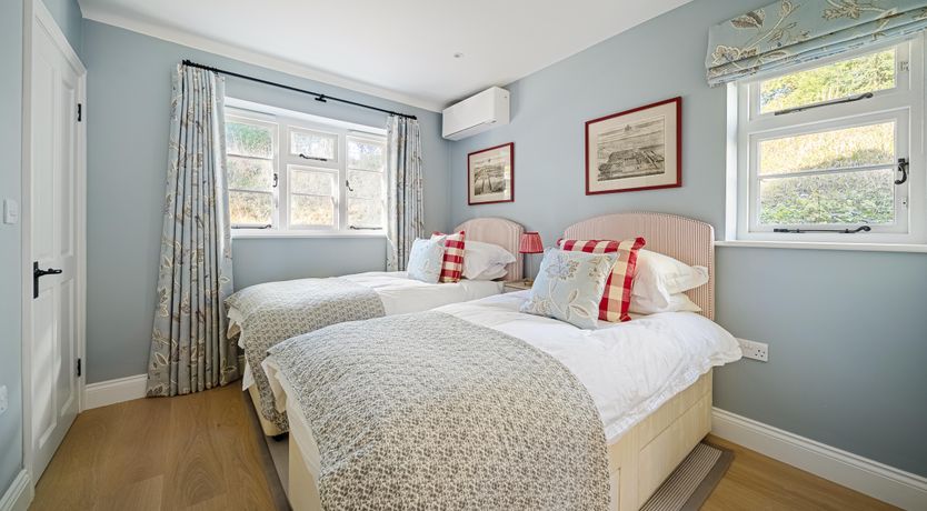 Photo of River & Romance