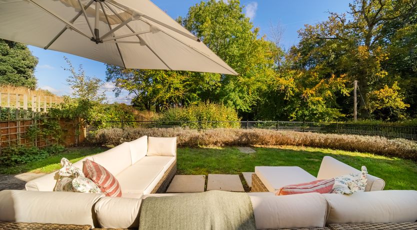 Photo of River & Romance