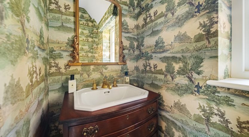 Photo of River & Romance