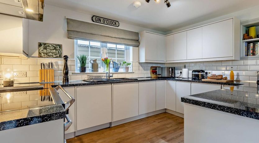 Photo of 3 Bed in Winterton-on-Sea