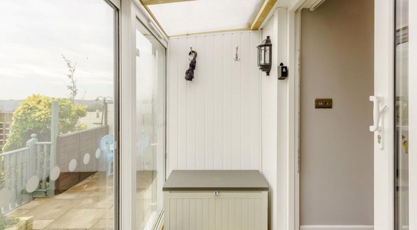 Photo of 1 Bed in Worthing