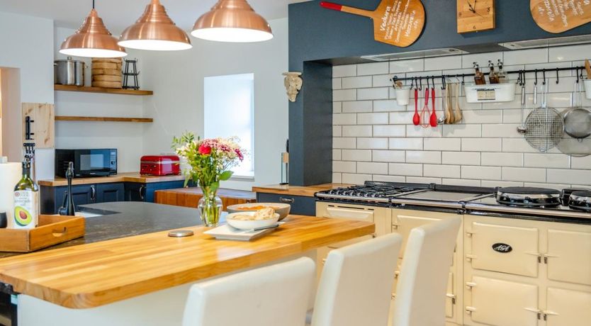 Photo of 4 Bed in Hawick