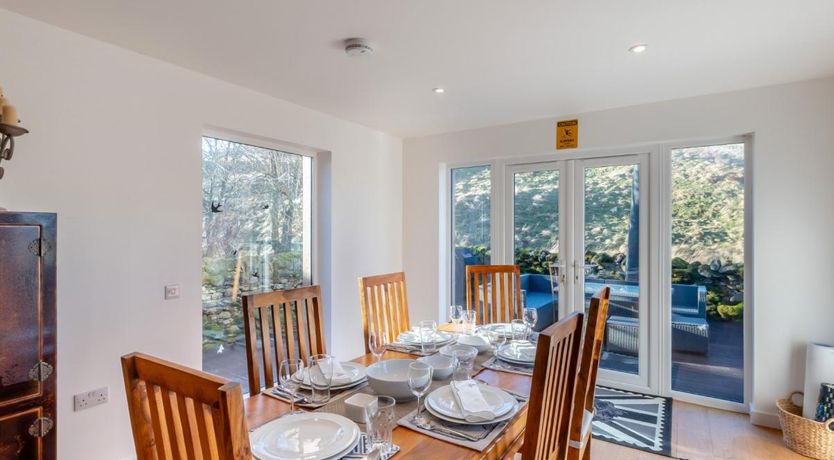 Photo of 4 Bed in Hawick