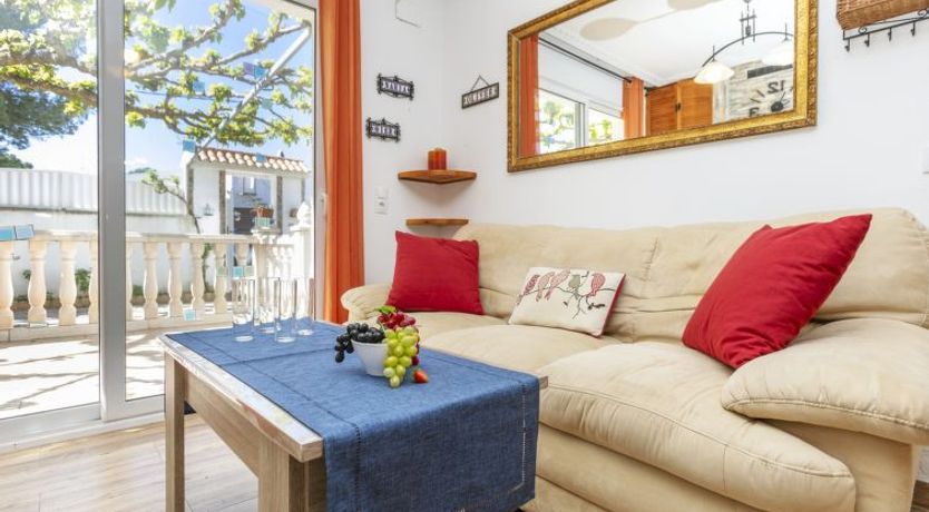 Photo of Palmera III