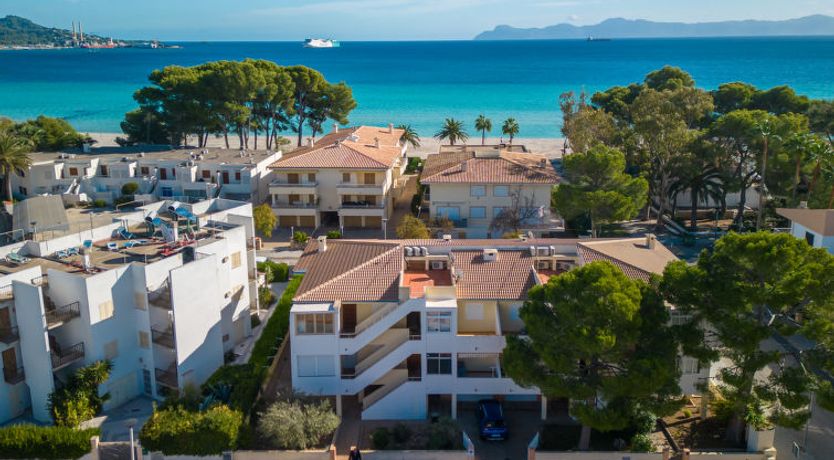 Photo of Bon Sol 100m Sandy Beach