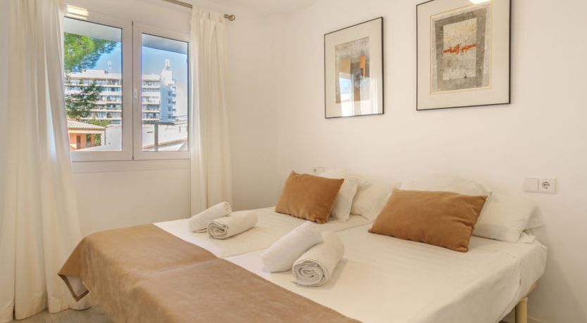 Photo of Bon Sol 100m Sandy Beach