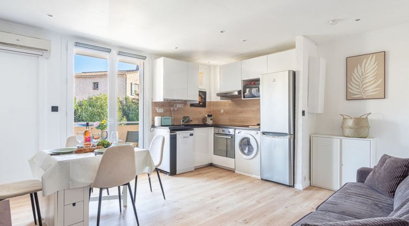 Photo of Les Amandiers