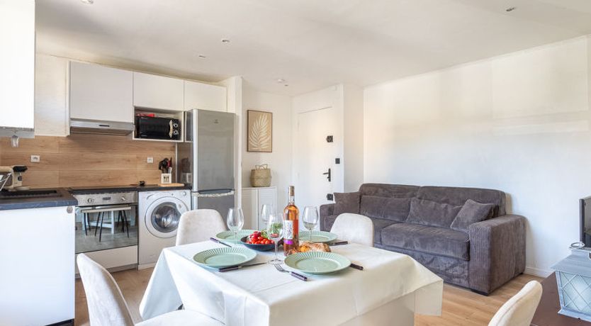 Photo of Les Amandiers