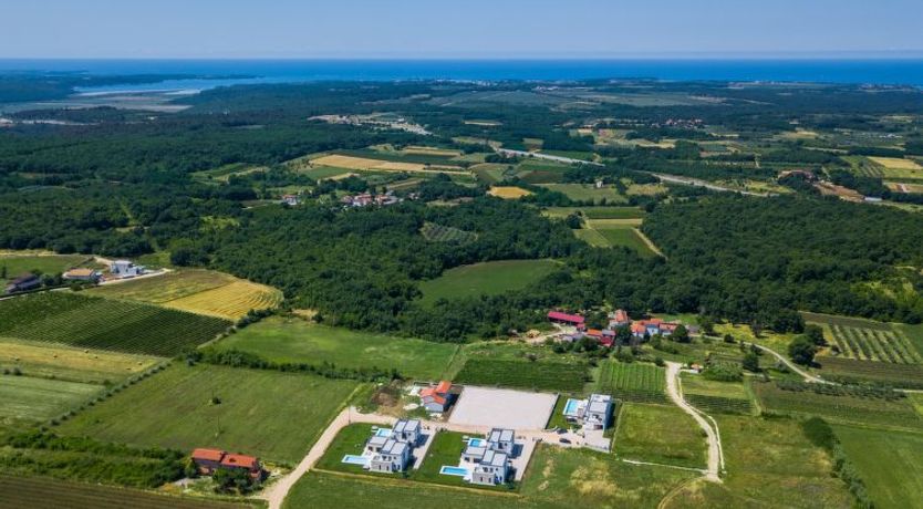 Photo of Bella & Chiara