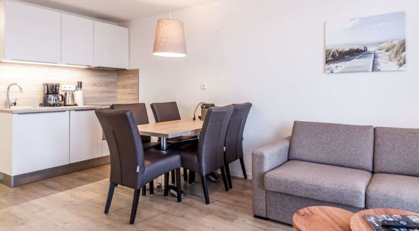 Photo of Lakeside Village 8 Apartment 8