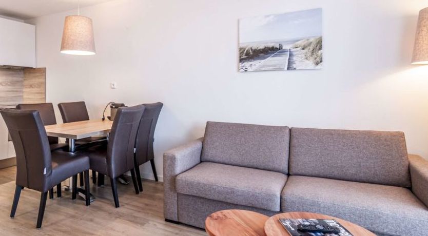 Photo of Lakeside Village 8 Apartment 8