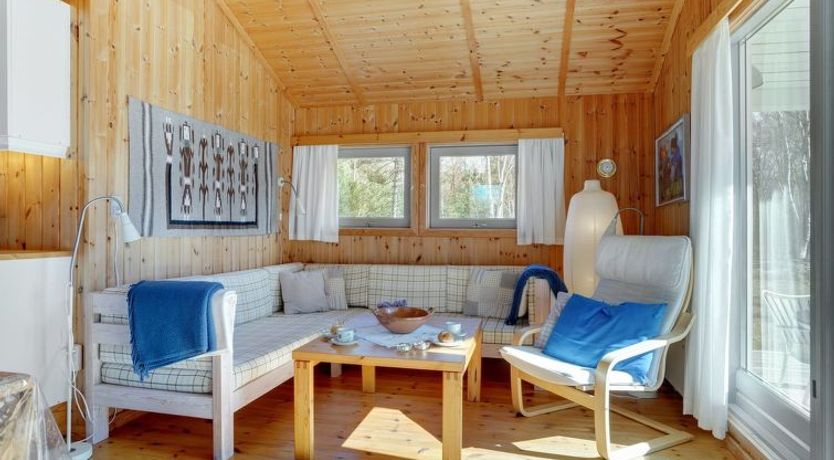 Photo of "Valda" - 800m from the sea