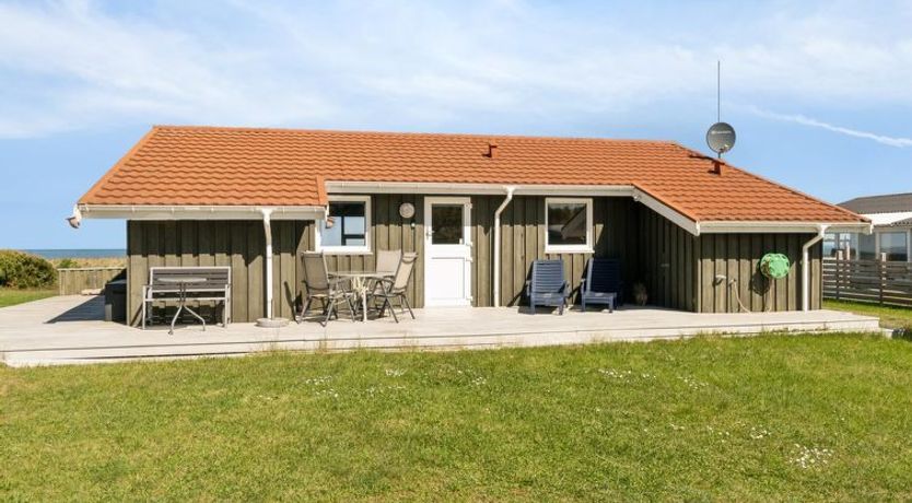 Photo of "Suometar" - 90m from the sea