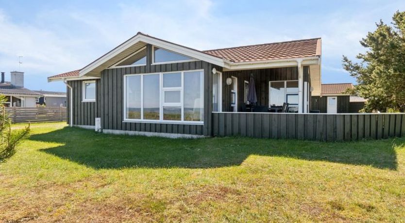 Photo of "Suometar" - 90m from the sea