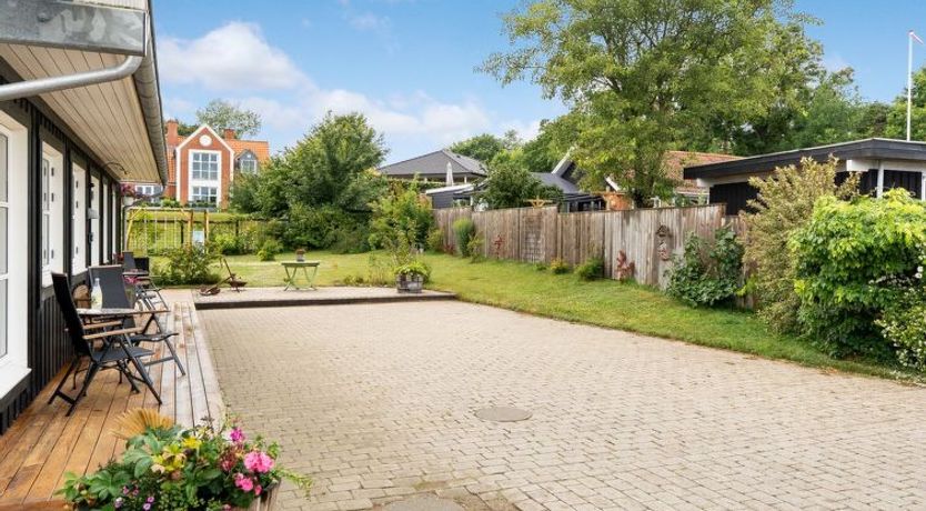 Photo of "Brune" - 330m from the sea