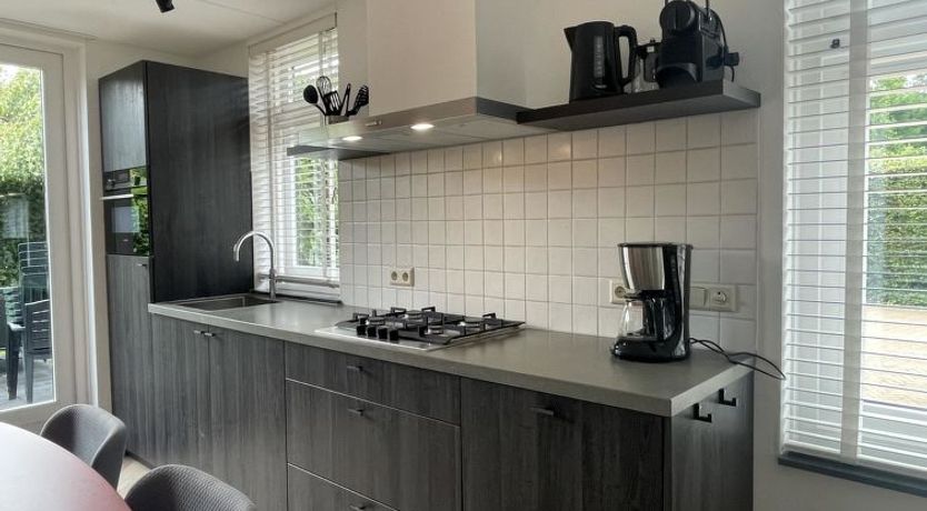 Photo of Restyled Koningshoeve Deluxe 6 personen Apartment 2