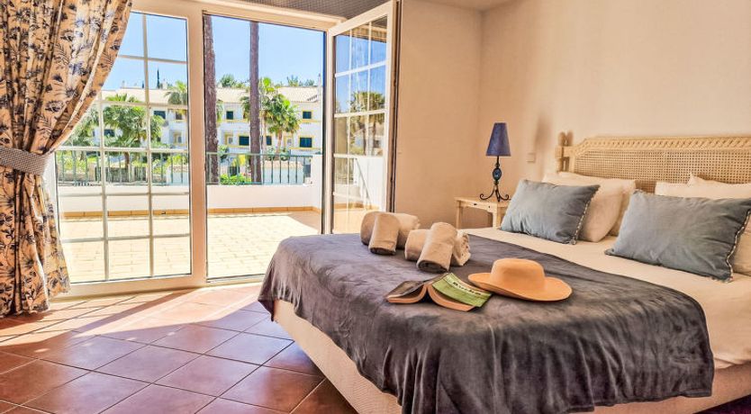 Photo of V3 Falésia