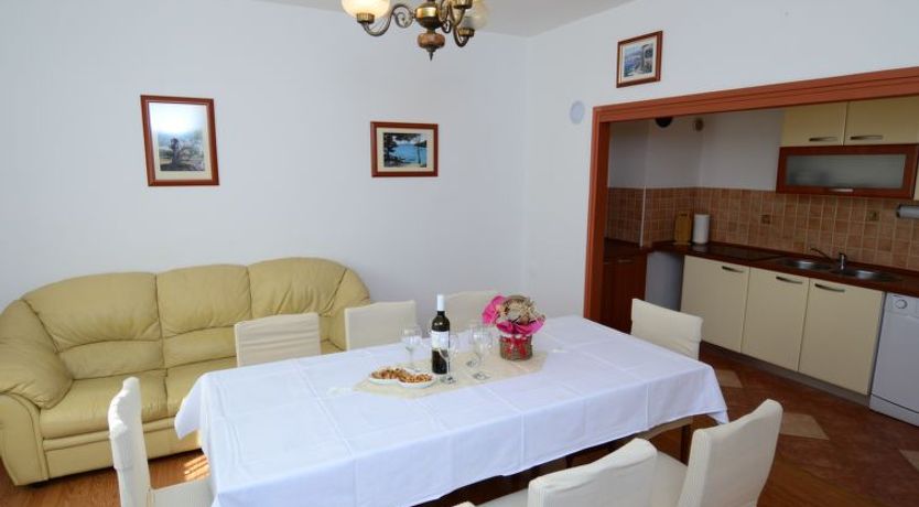 Photo of Grebastica Apartment 2