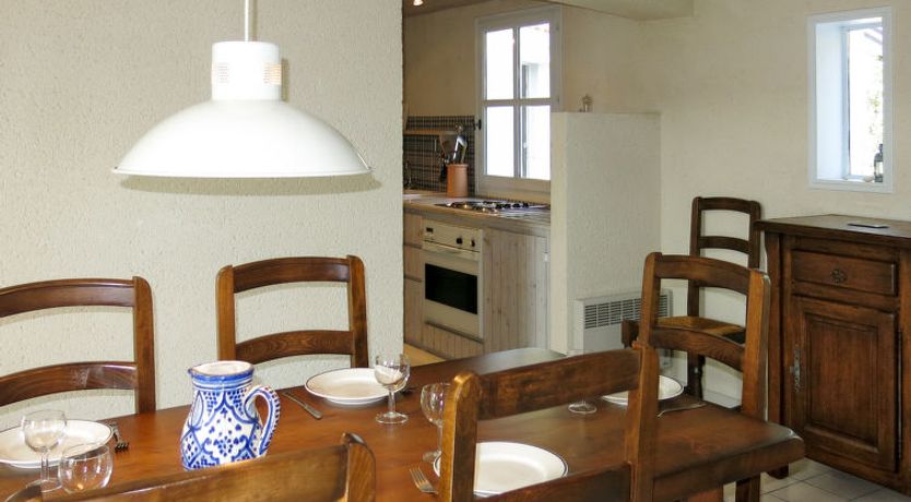 Photo of Les Brisans