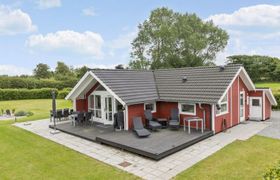 Photo of alexi-300m-from-the-sea