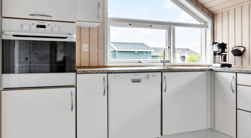 Photo of "Alexi" - 300m from the sea