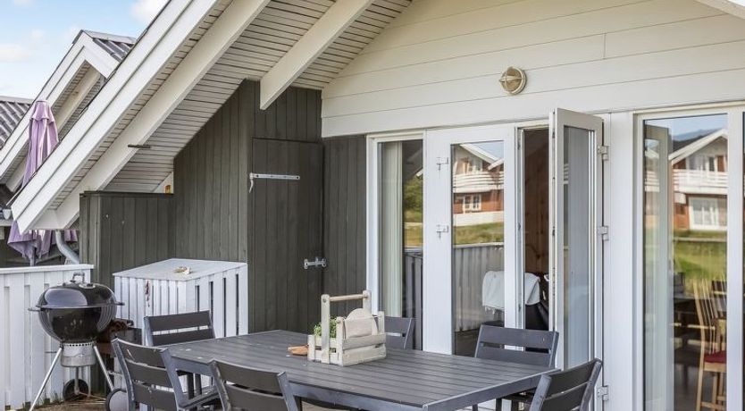 Photo of "Reinhold" - 1.9km from the sea