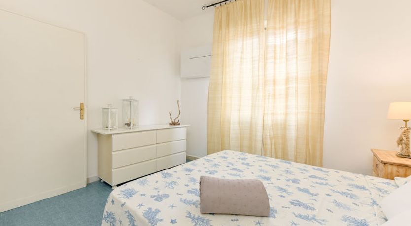 Photo of Al numero 13