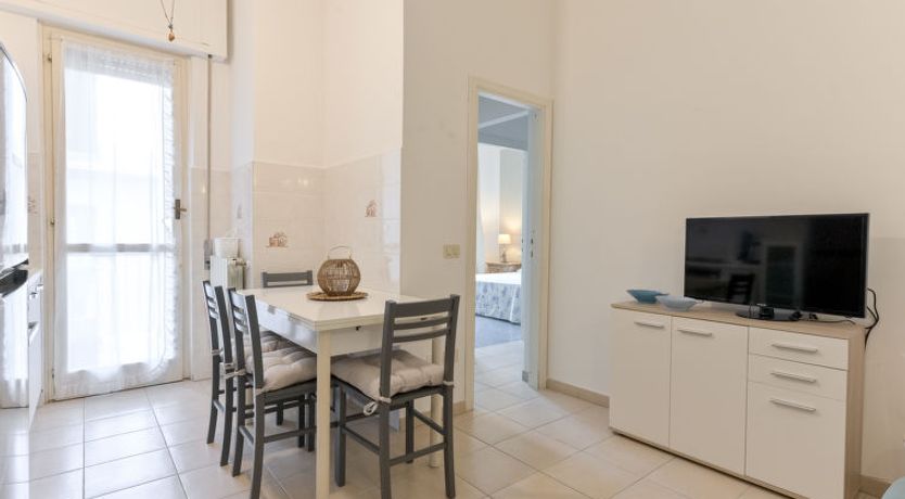 Photo of Al numero 13