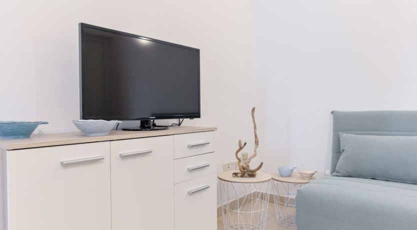 Photo of Al numero 13