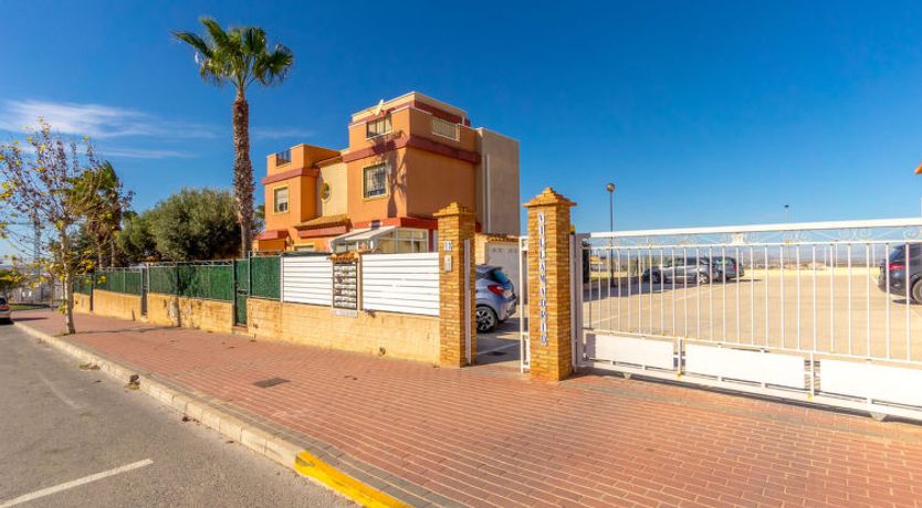 Photo of Residencial Villa Madrid