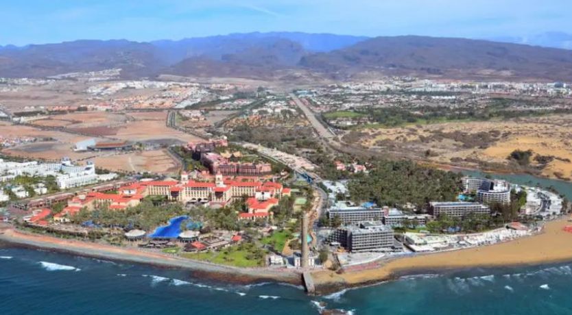 Photo of Oasis Serenity Villa 2