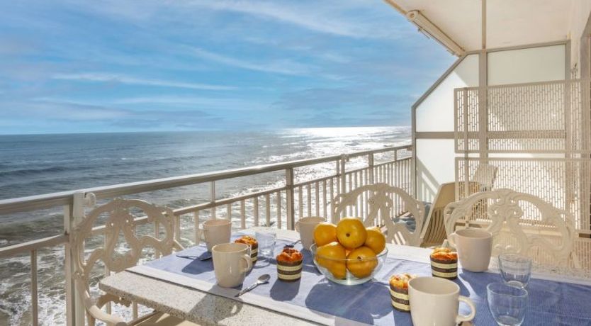 Photo of Los Rosales