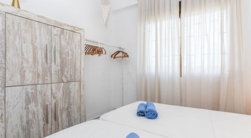 Photo of Los Rosales