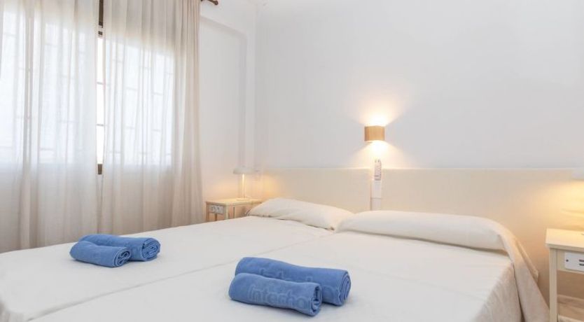 Photo of Los Rosales