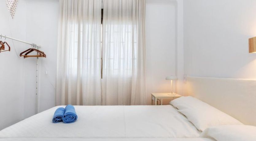 Photo of Los Rosales