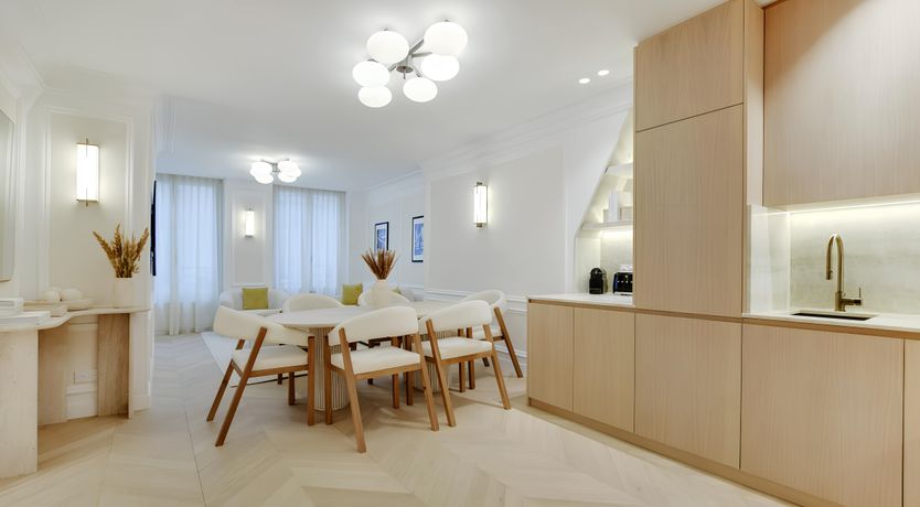 Photo of The Elegance of Opéra