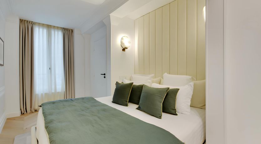 Photo of The Elegance of Opéra