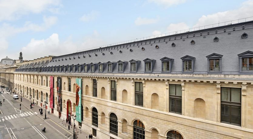 Photo of Louvre Elegance