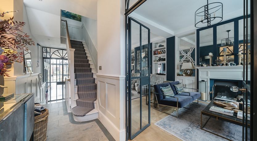 Photo of Apple Tree Air