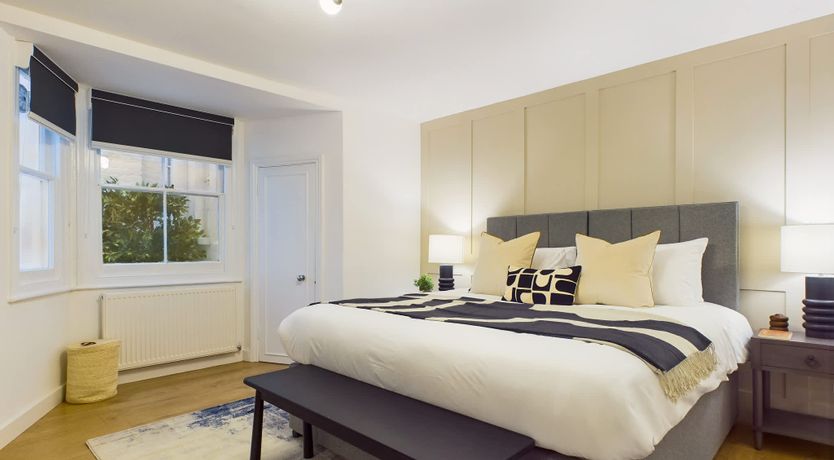 Photo of Knightsbridge Elegance